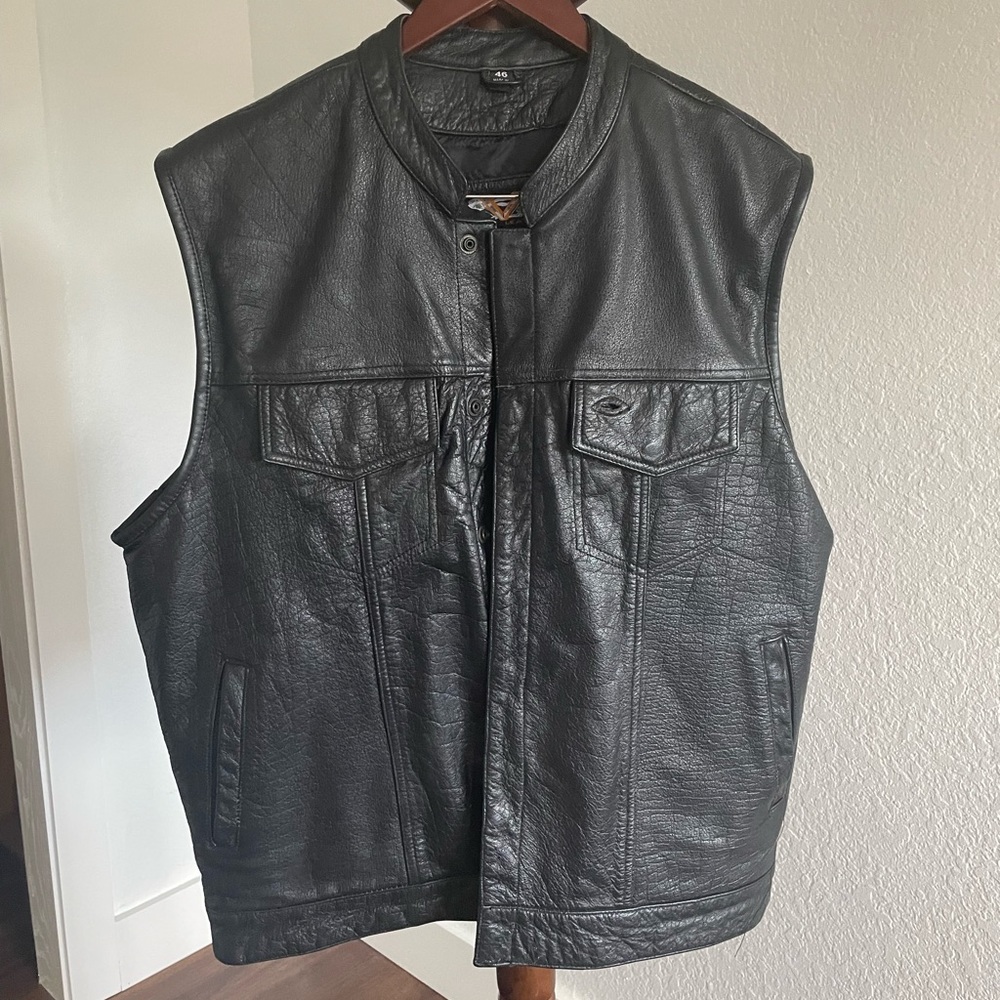 Vance Leathers Black Button-Up Vest